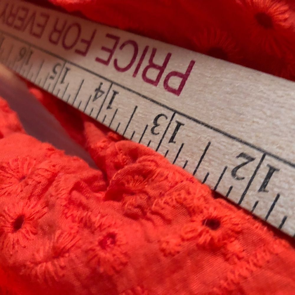 Lulus Eyelet Wide Leg Capris S‎ - Picture 10 of 11